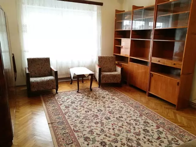 Casa de inchiriat 3 camere mobilat singur in curte garaj Sibiu Lazaret