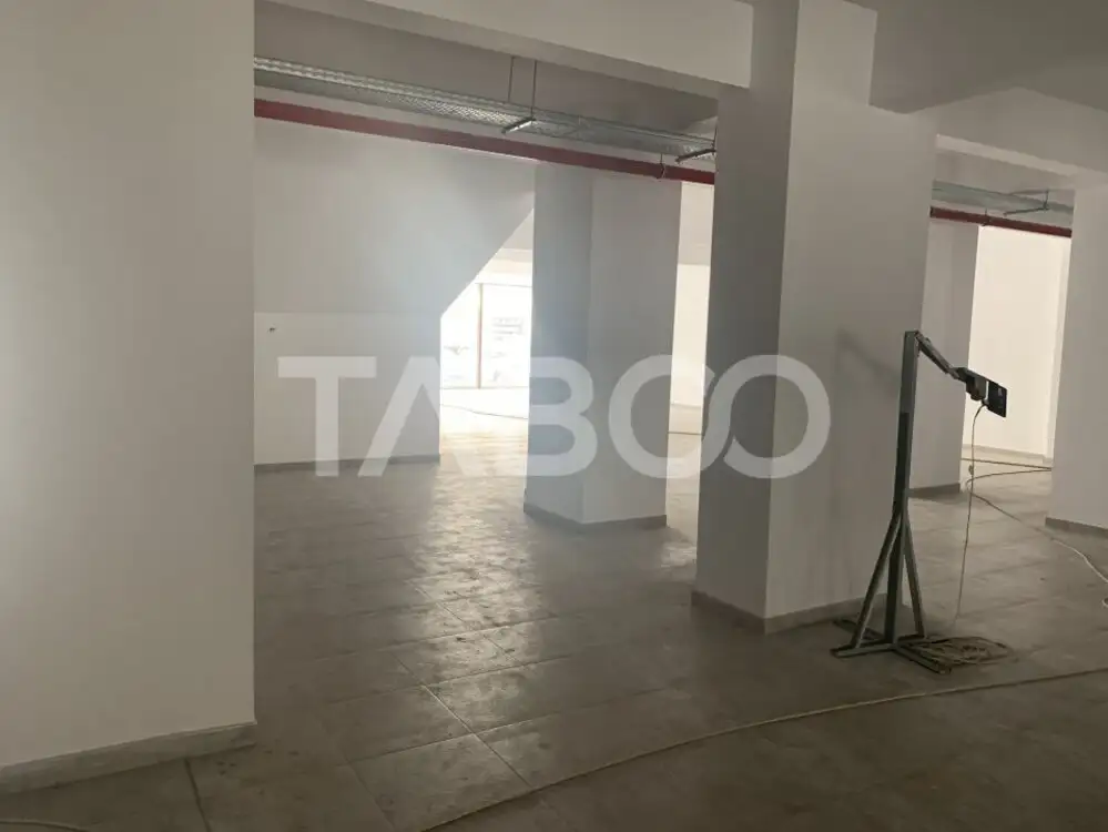 Spatiu comercial de inchiriat de 600 mp zona Centrala in Sibiu