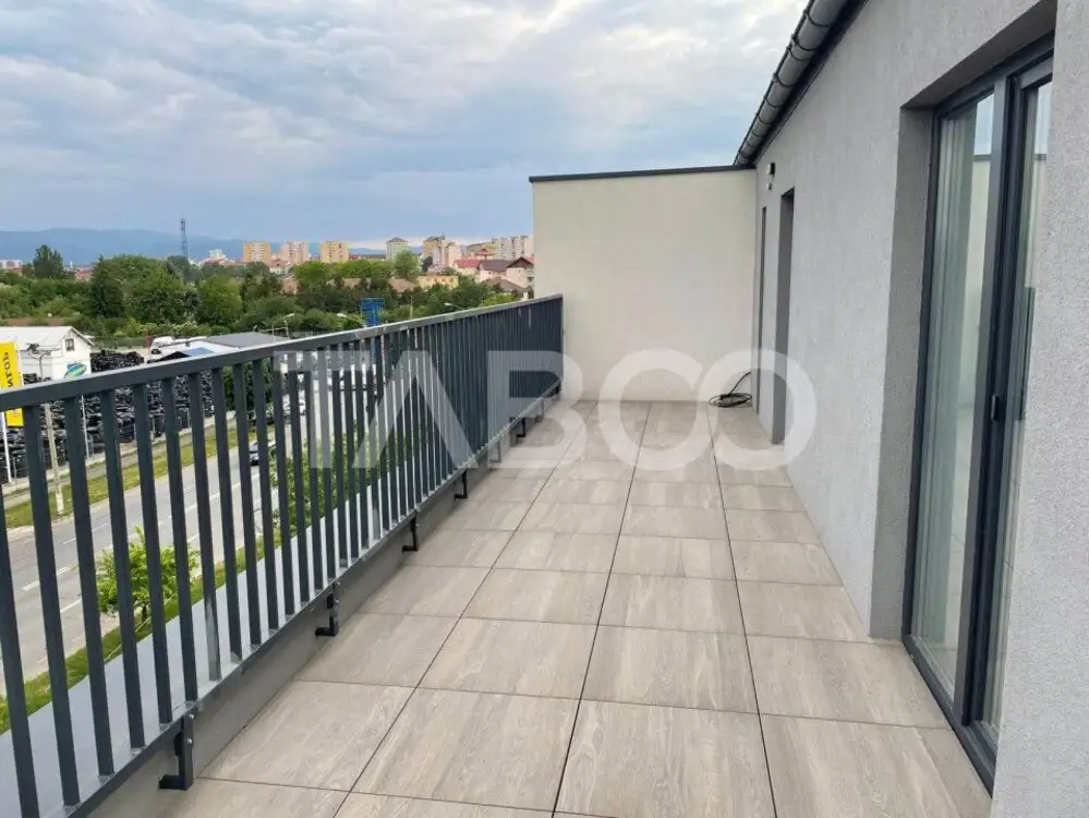 Apartament tip penthouse de inchiriat 3 camere 2 bai - terasa mare