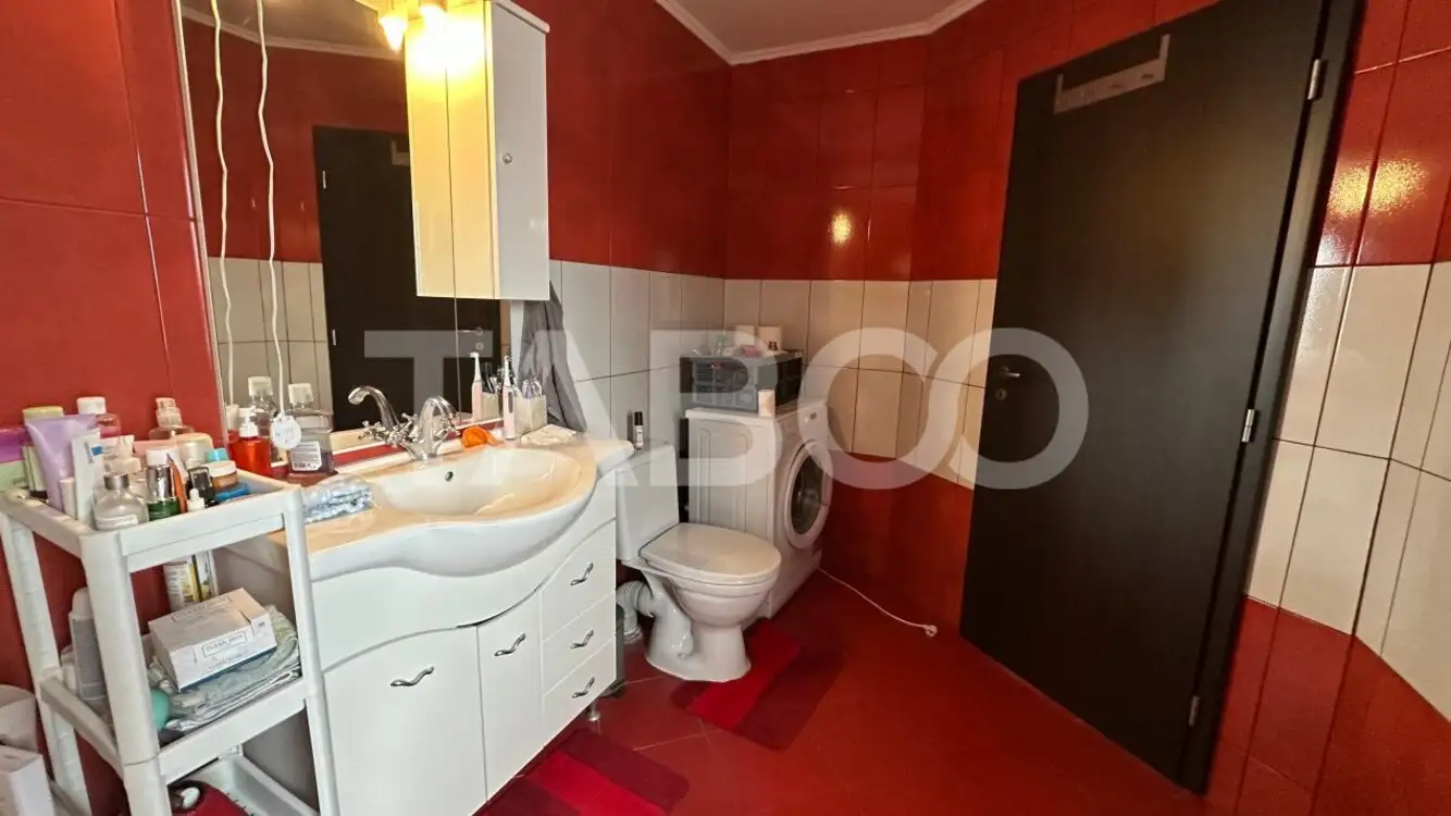 Apartament 3 camere 2 bai zona Vasile Aaron Sibiu 112 mpu 