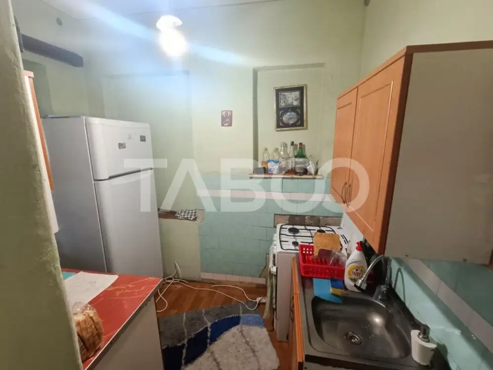 Casa de vanzare 162 mpu 6 camere 2 bai 375 mp teren liber Piata Cluj