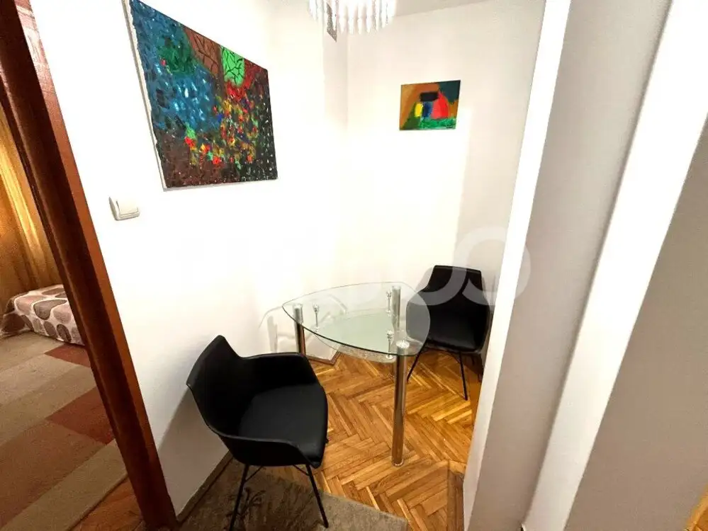 Apartament de inchiriat 2 bai 2 balcoane 87 mpu zona Calea Dumbravii