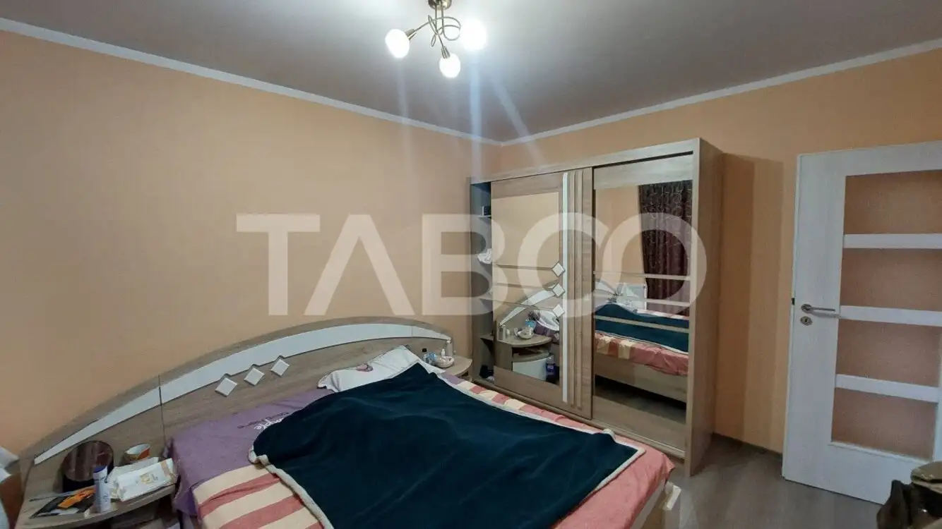 Apartament de vanzare 2 camere parcare etaj 3 zona Arhitectilor