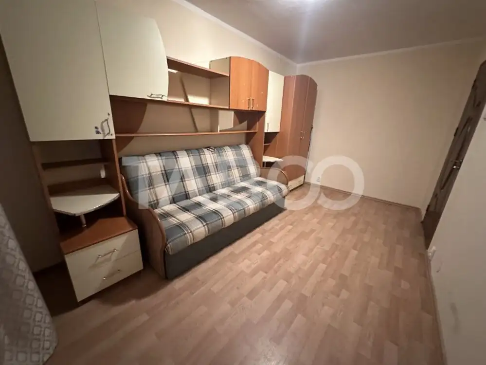 Apartament decomandat 2 camere boxa la subsol zona Titu Pertia