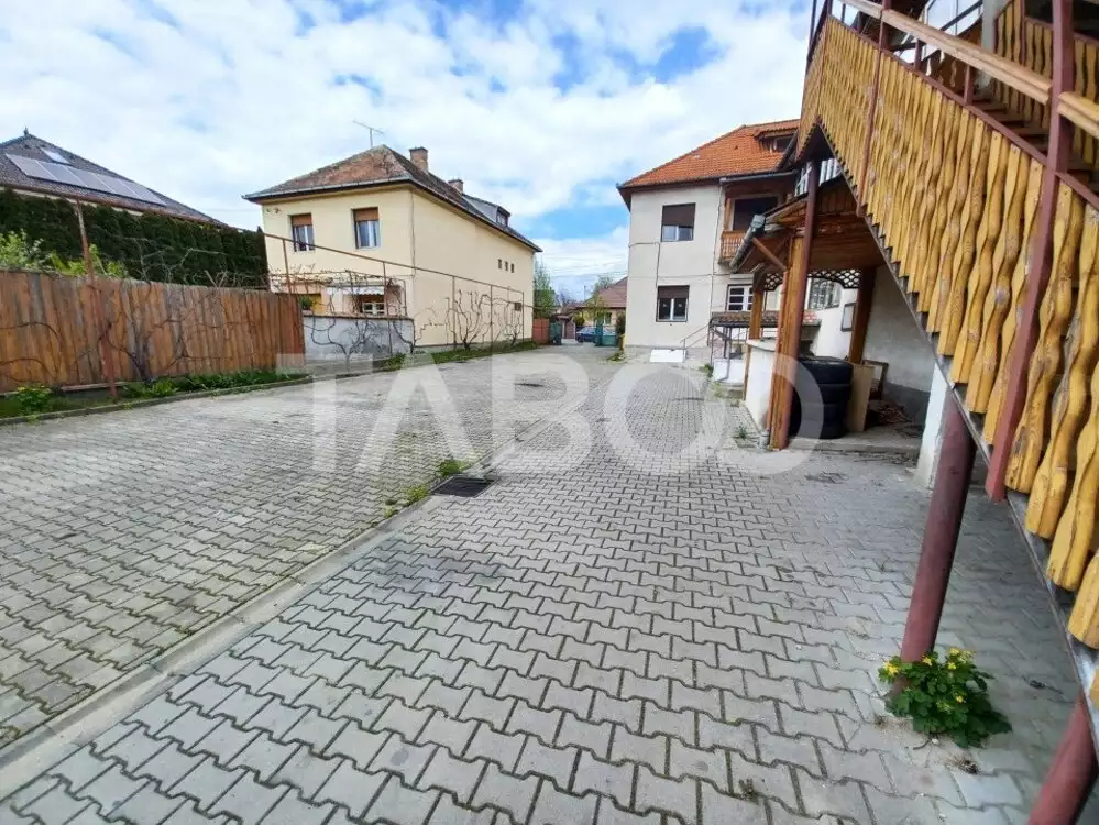 Casa individuala cu 1200 mp teren in zona buna din Sibiu