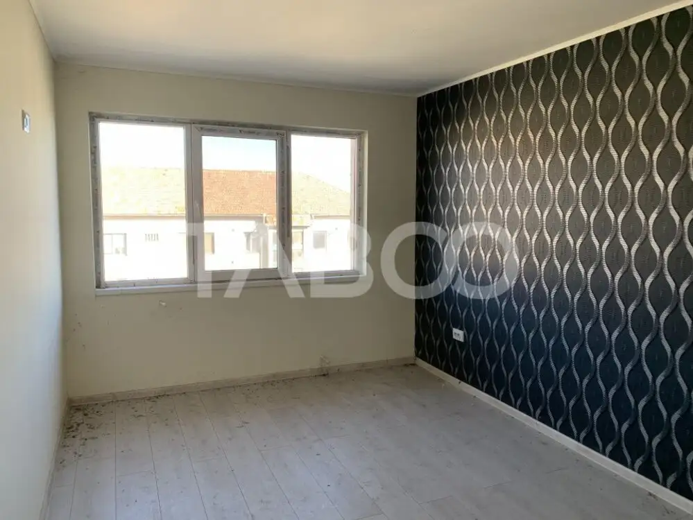 Apartament decomandat 4 camere 86 mpu 2 bai zona Mihai Viteazu Sibiu