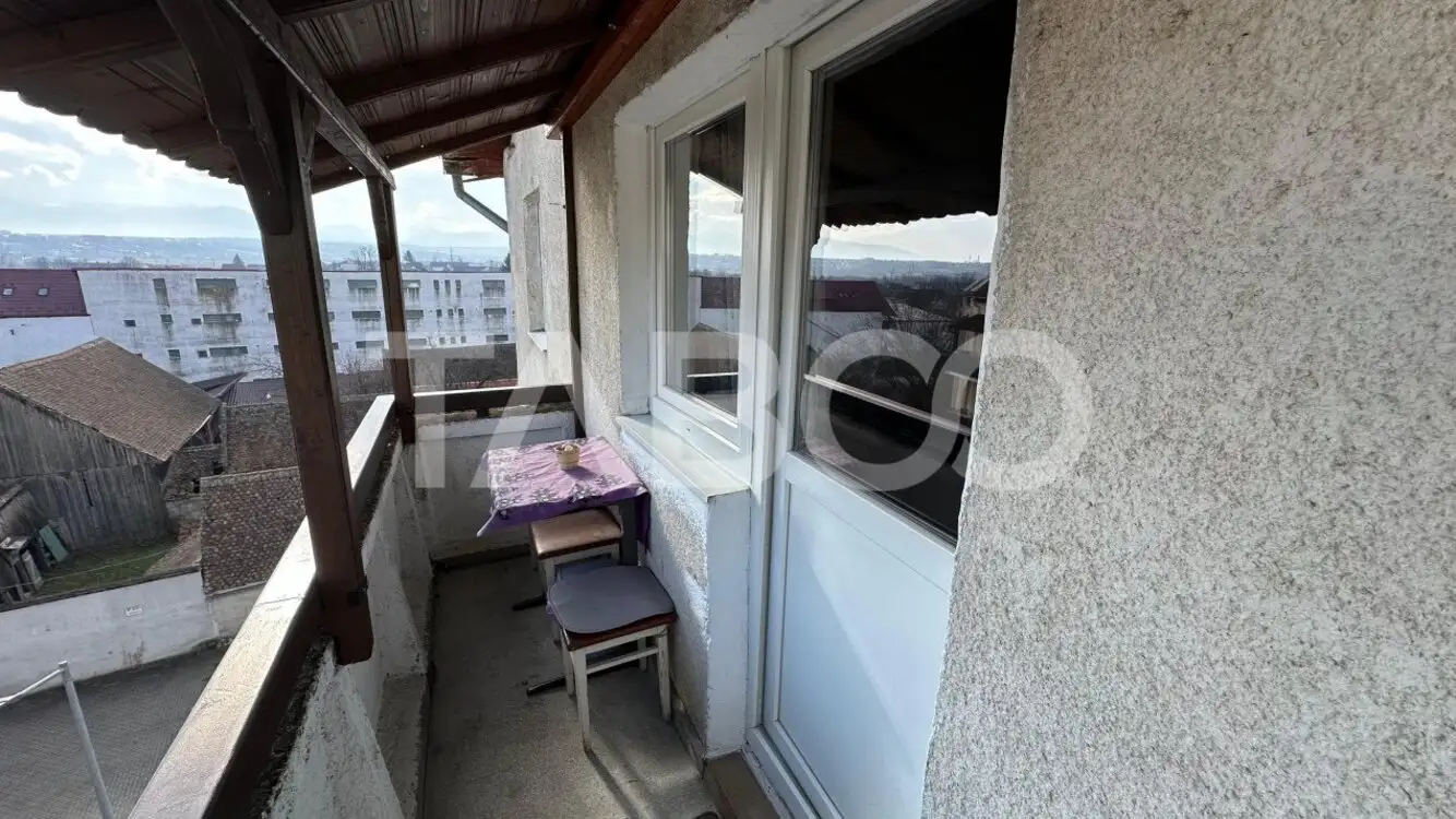 Apartament de inchiriat 2 camere 70 mpu si balcon Turnisor Sibiu