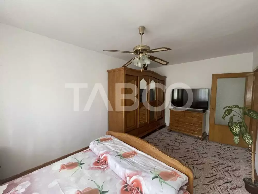 Apartament decomandat 5 camere 100 mp utili pivnita Cetate Alba Iulia