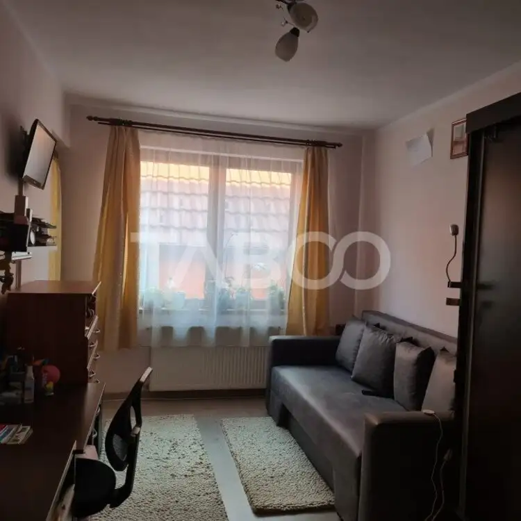 Apartament decomandat 2 camere 64 mpu etaj 1 loc de parcare Selimbar