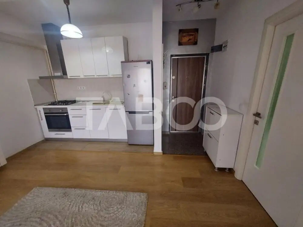 Apartament decomandat de vanzare 2 camere balcon Doamna Stanca