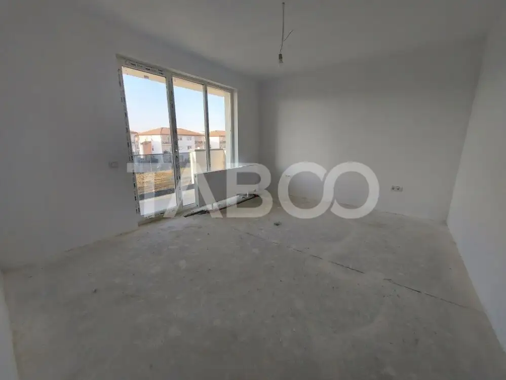 Apartament de vanzare 3 camere 2 bai 1 balcon 1 logie loc parcare