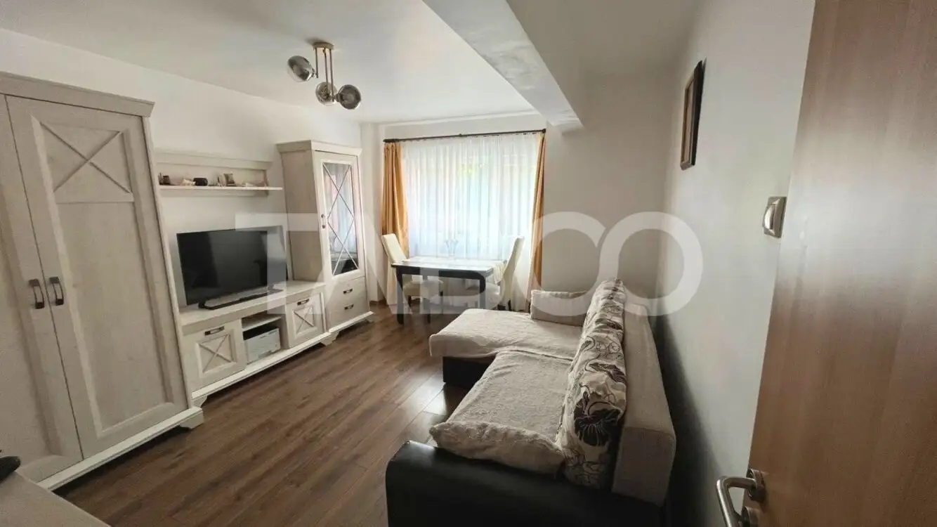 Apartament decomandat etajul 1 cu 2 camere balcon si pivnita Strand