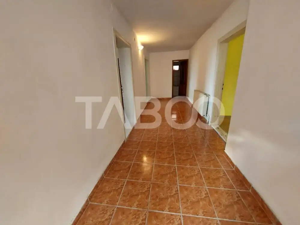 Casa individuala de vanzare in Selimbar 103 mpu si teren 529 mp