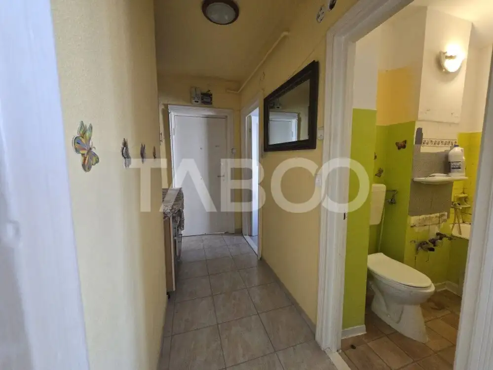 Apartament 2 camere de vanzare nedecomandat 37 mp zona Mihai Viteazu