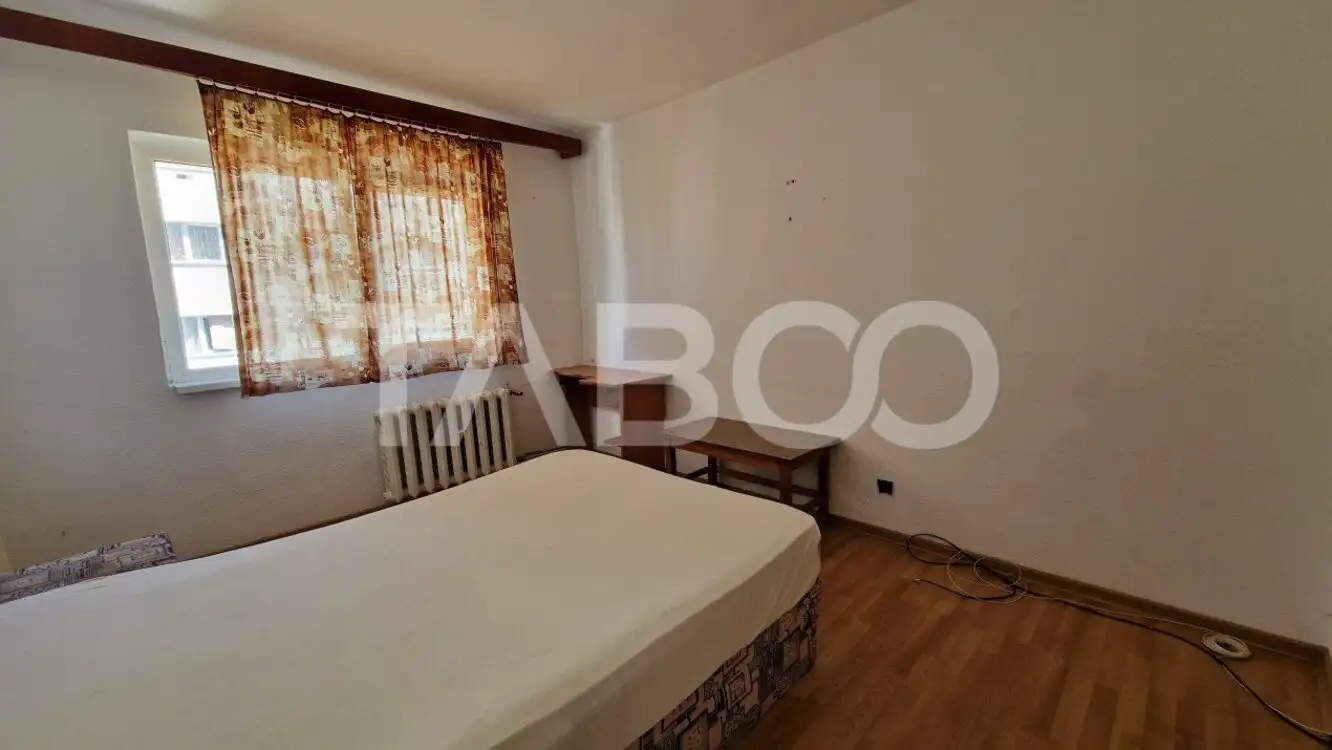 Apartament decomandat de vanzare 2 camere - chiriasii ii dam cadou