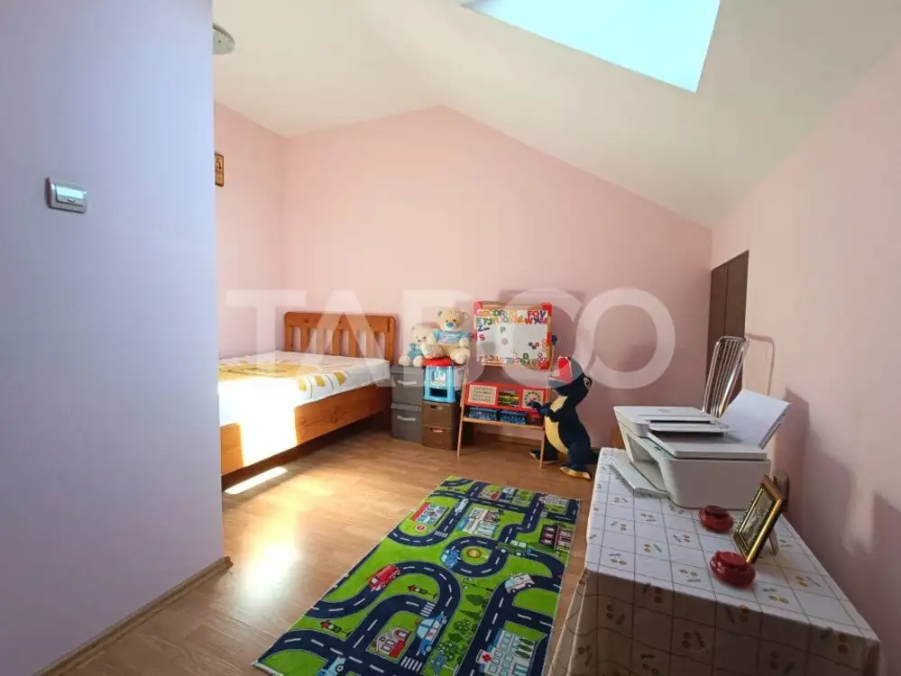 Apartament cu 3 camere 62 mp utili si balcon zona Strand - Comision 0