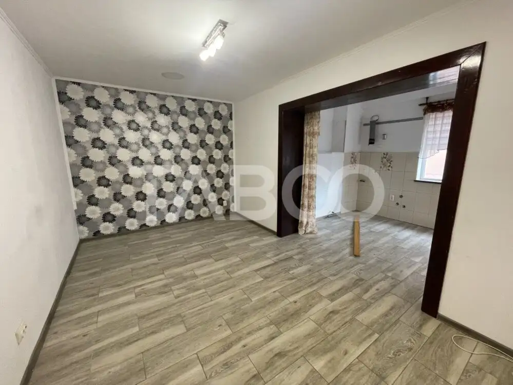 Apartament la casa cu 3 camere 77 mpu si pivnita zona Lazaret Sibiu