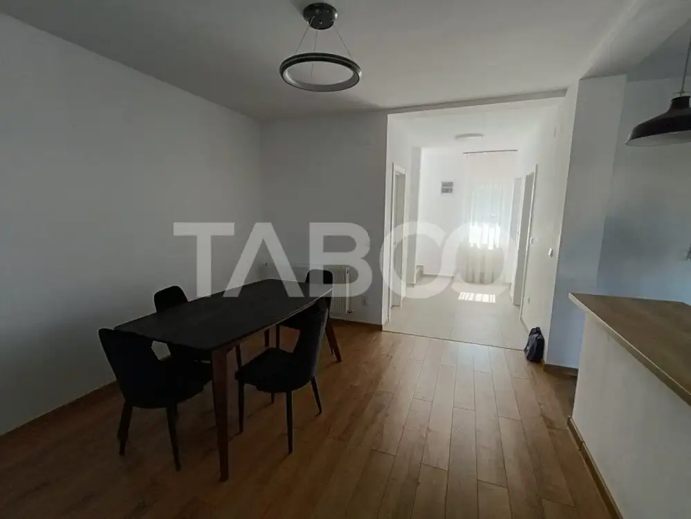 Casa tip duplex 4 camere 115mp utili mobilată utilată curte Alba Iulia