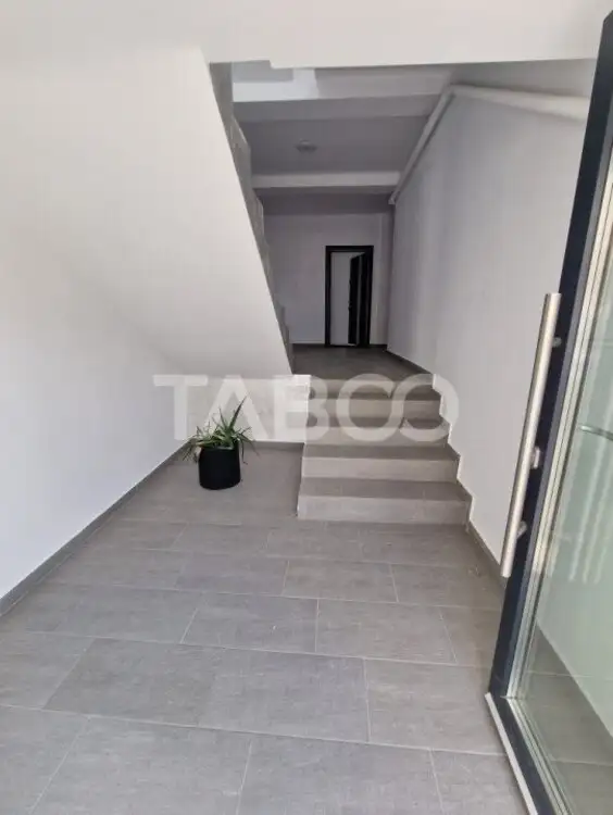 Apartament 58 mpu la CHEIE 2 camere Doamna Stanca cu predare FEBRUARIE