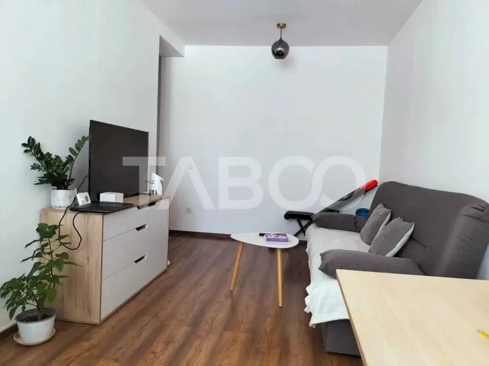 Apartament etaj 2 cu 50 mpu parcare balcon 6 mp zona Brana