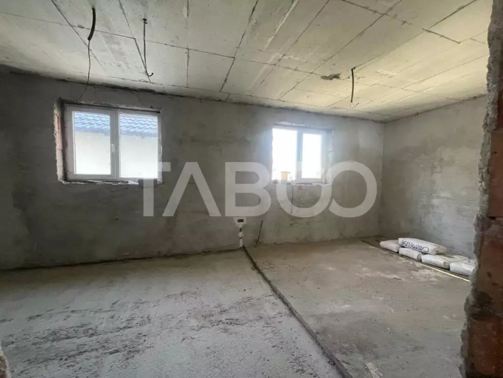 Casa P+1E 4 camere 2 bai 230 mpu pivnita garaj zona Partos Alba Iulia 