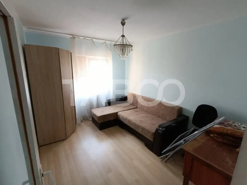 Apartament 3 camere 2 bai 70 mp utili mobilat etaj 3 Cetate Alba Iulia