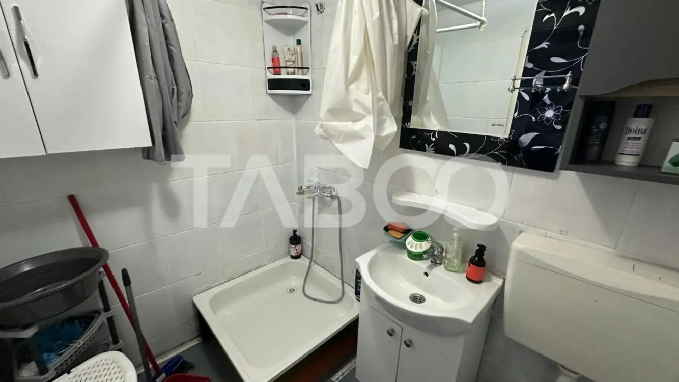 Apartament zona Vasile Aaron Sibiu 51 mpu mobilat utilat 