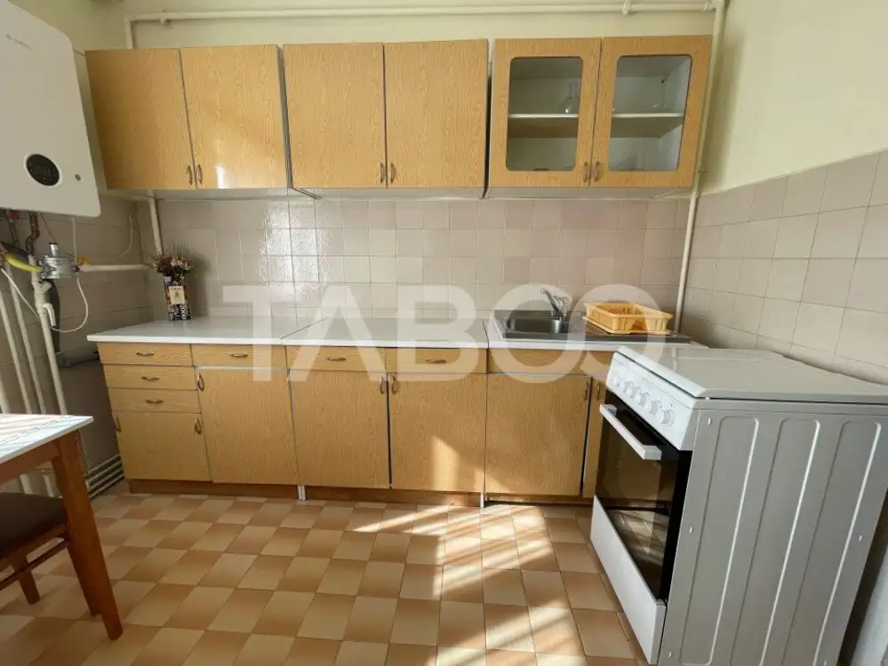 Apartamente de inchiriat cu 3 camere 73 mpu Zona Terezian Sibiu