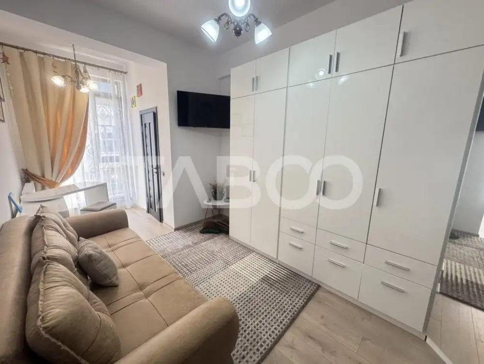 Apartament decomandat la etajul 2 cu 3 camere si 2 bai Doamna Stanca