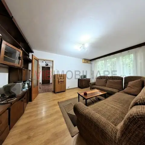 Imagine principală pentru 3 Camere - Etaj Intermediar - Râul Doamnei