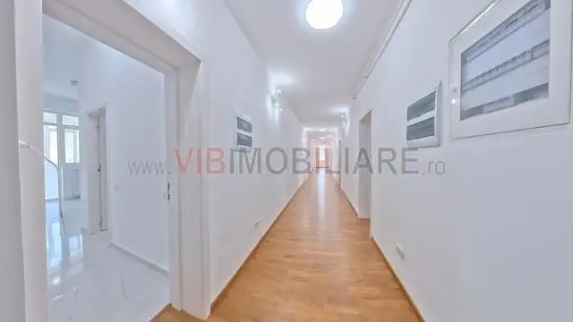 Imagine principală pentru Apartament URIAS - 330 mp - 5 camere/4bai - living 140 mp