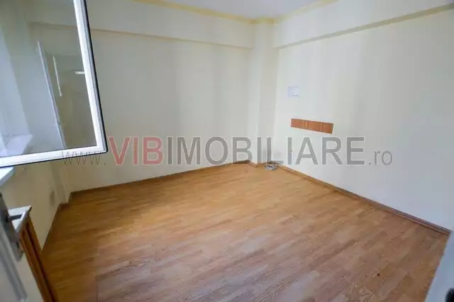 Universitate - Cismigiu - apartament 5 camere - FARA RISC