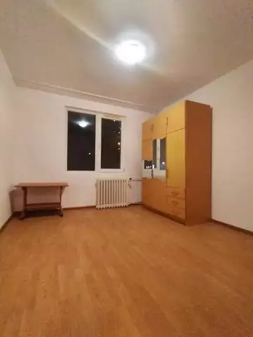 Inchiriere apartament 2 camere Teiul Doamnei 