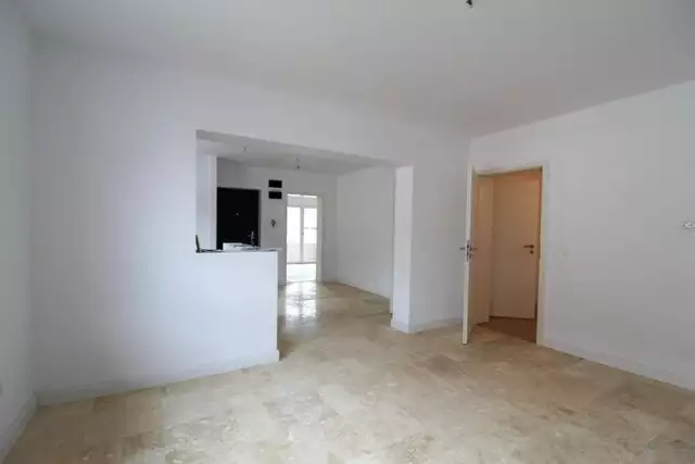 3 camere | Etaj 1 in casa cu intrare separata | Curte si pivnita | Renovat 2022