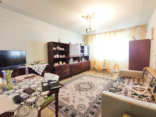 Apartament 3 camere | 67mp | Decomandat | Etaj intermediar | Manastur!