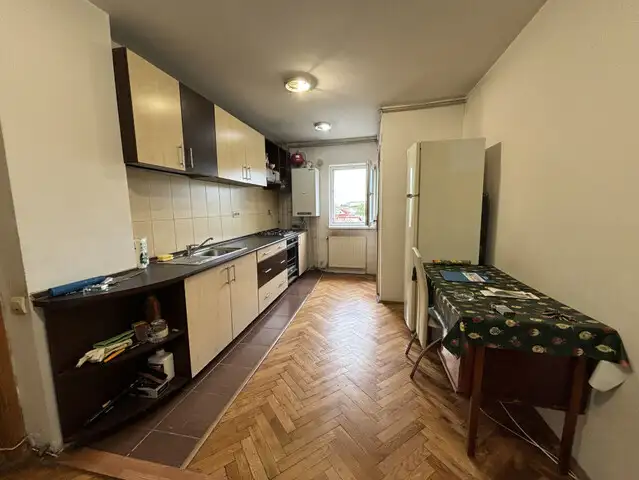Apartament 3 camere decomandat | Etaj 3 | Gheorgheni | Zona Godeanu