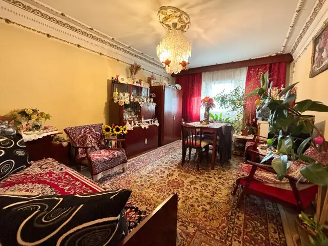 Apartament 2 camere | Decomandat | Etaj 2 | Balcon | Cartier Marasti