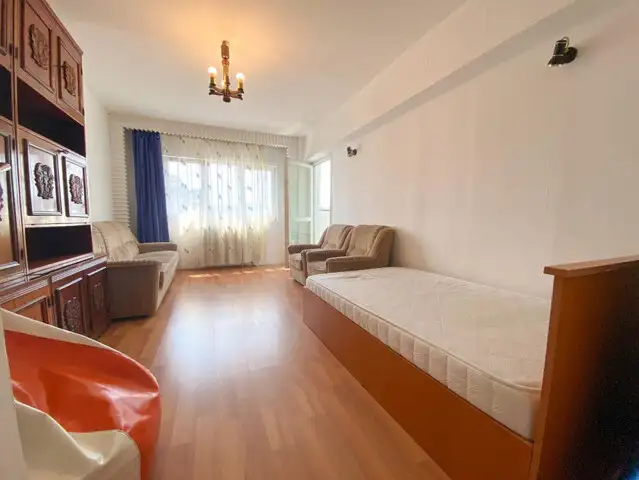 Apartament 3 camere | Decomandat | 66mp | Balcon | Zona Piata Marasti!