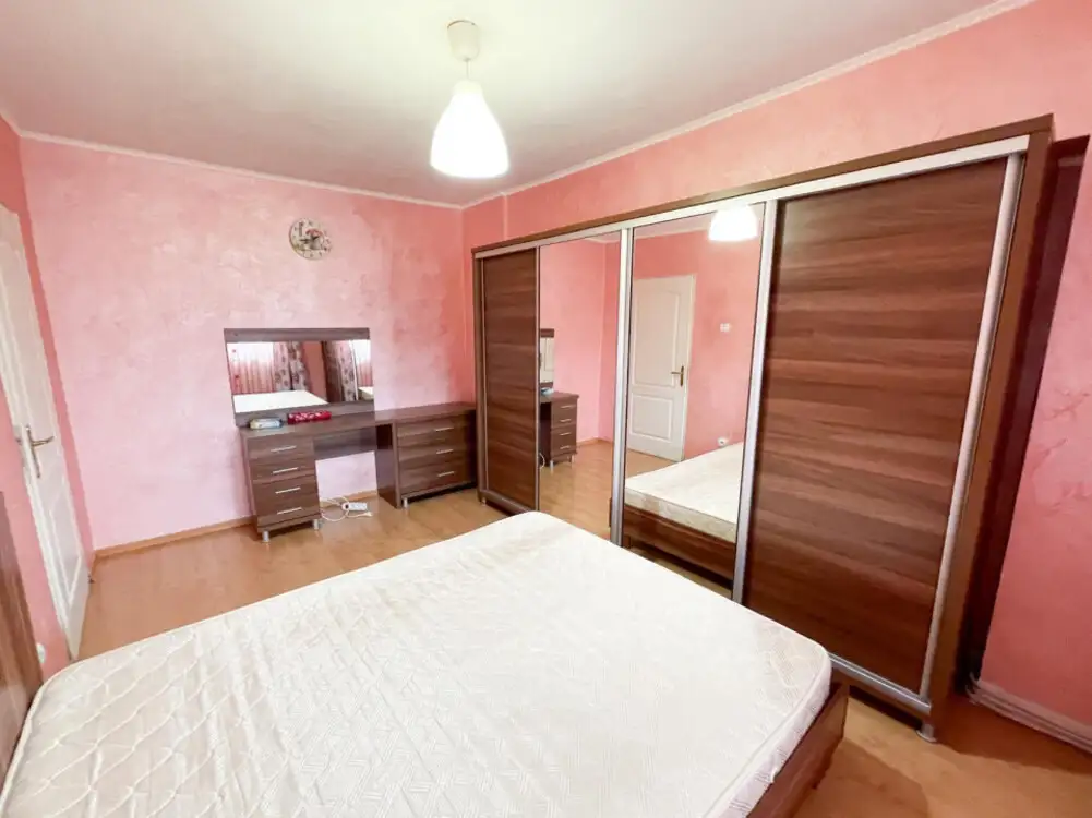 Apartament 3 camere | Decomandat | Etaj 1 | Balcon | Marasti 