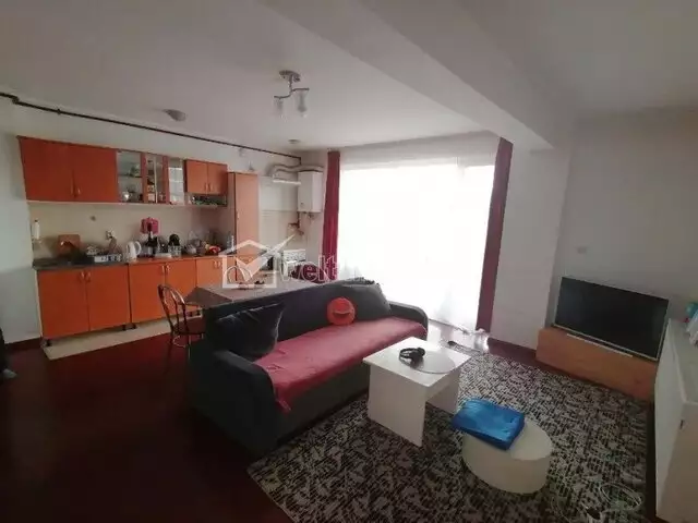 Se vinde apartament, 2 camere in Baciu