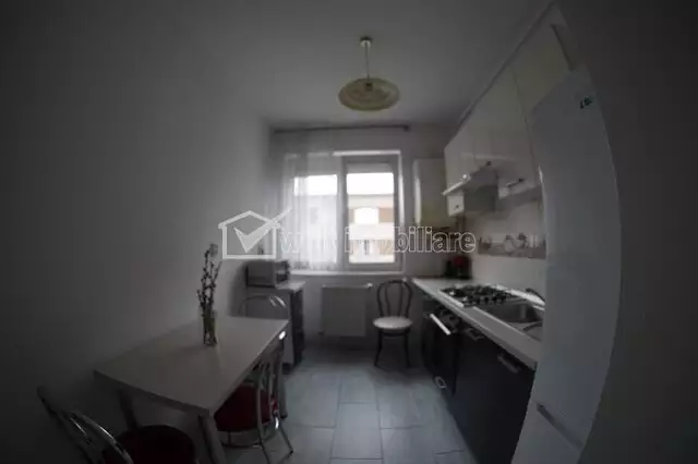 Se vinde apartament, 3 camere in Centru