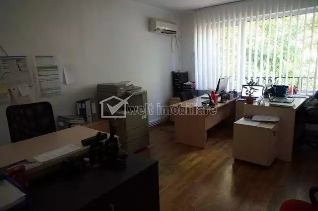 De vanzare apartament, 3 camere in Andrei Muresanu