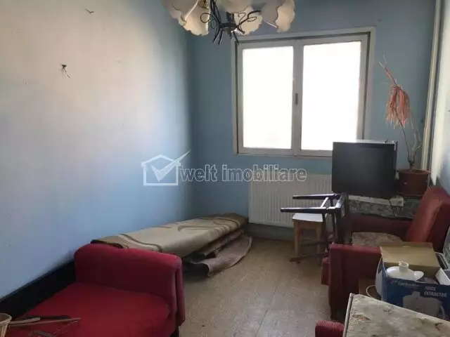 Vanzare apartament, 4 camere in Manastur