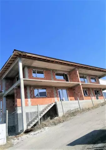 Duplex  spatios in Borhanci, 225 mp utili, teren 360 mp