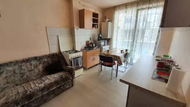 Apartament cu o camera, mobilat si utilat, strada Eroilor