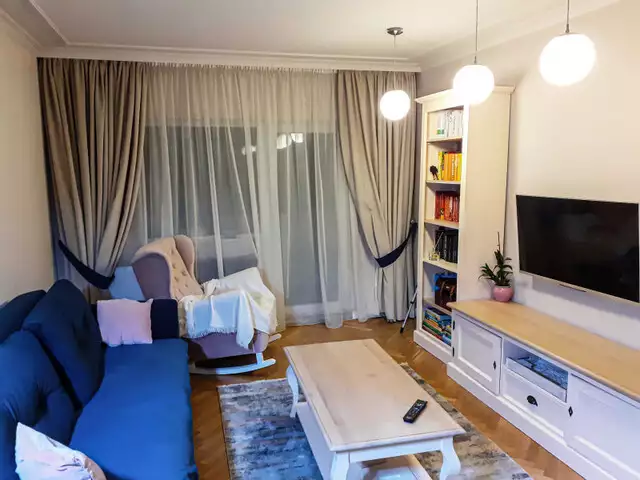 Apartament 3 camere, 70 mp, lux, parcare, la cheie, zona Nicolae Titulescu