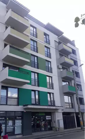 Vanzare apartament cu 3 camere decomandat zona Horea