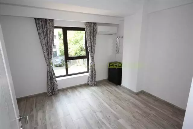 Inchiriere apartament, 3 camere, Strada Eminescu (Video)