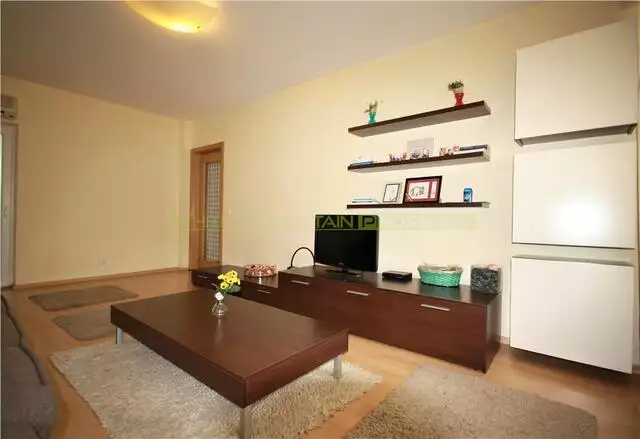 Apartament cu 2 camere de inchiriat in Bdul Libertatii - Unirii