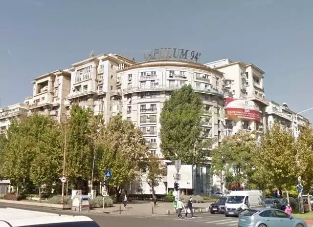 Apartament cu 3 camere de vanzare in Bdul Unirii - Traian
